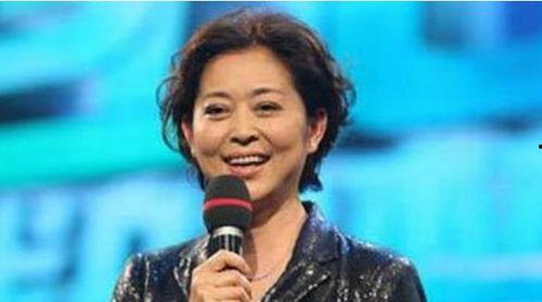 娱乐吃瓜小将倪萍,从娱乐吃瓜小将到人生导师的华丽转身