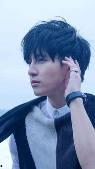 爱豆吃瓜娱乐酱薛之谦,从歌手到吃瓜娱乐酱，揭秘他的跨界人生